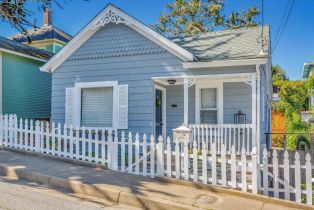 Single Family Residence, 220 8th st, Pacific Grove, CA 93950 - 3