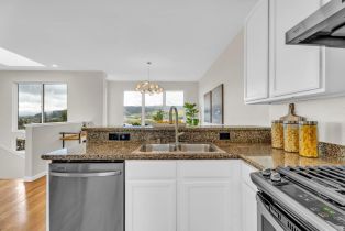 Single Family Residence, 59 Lois ln, District 10 - Southeast, CA 94134 - 20