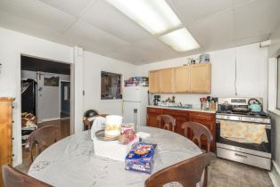Residential Income, 2737 22nd st, District 10 - Southeast, CA 94110 - 31