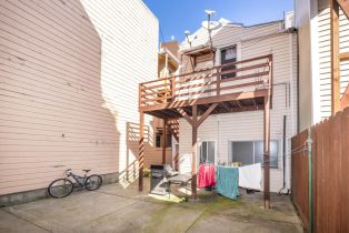 Residential Income, 2737 22nd st, District 10 - Southeast, CA 94110 - 37