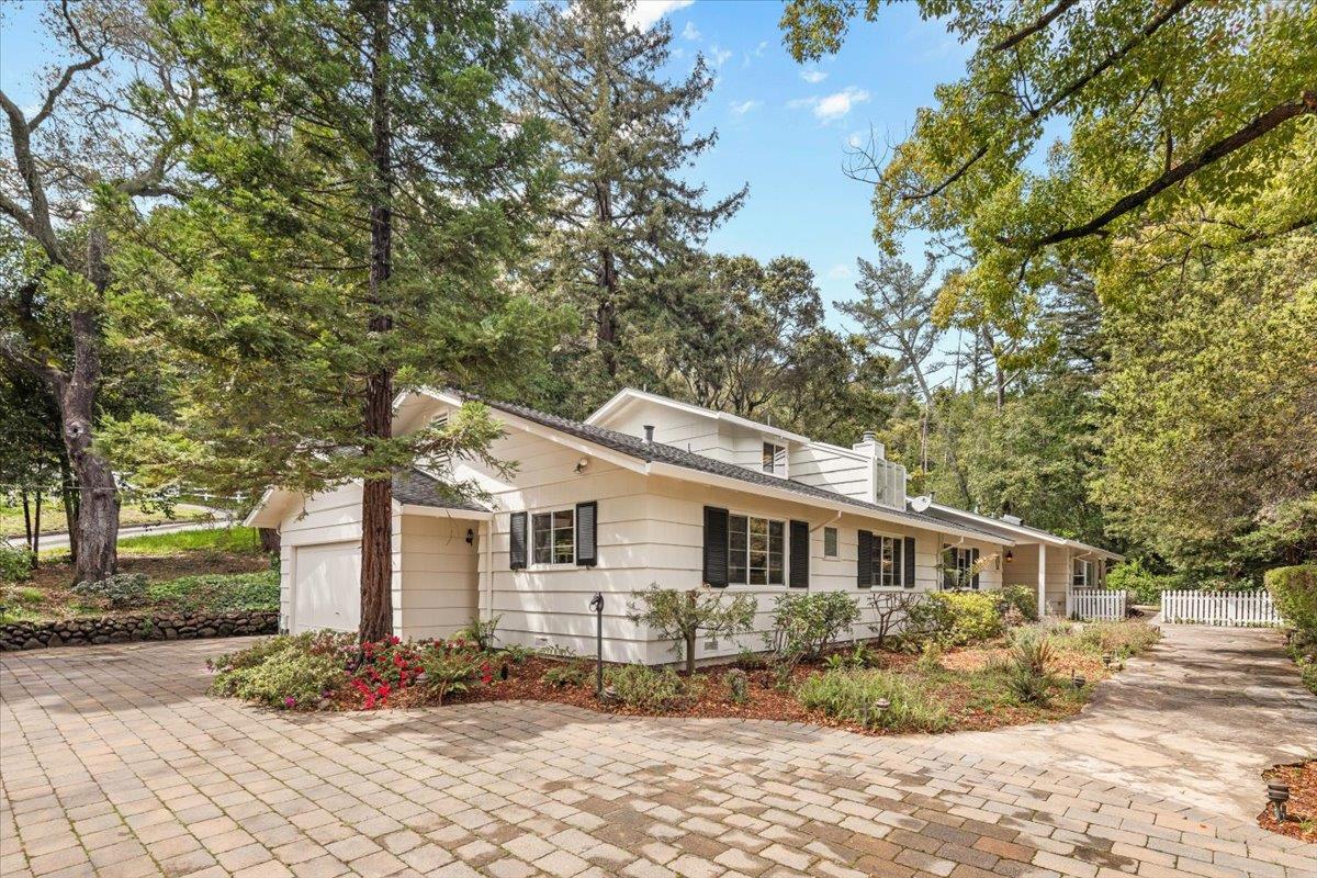 Single Family Residence, 8 Oakhill dr, Woodside, CA 94062 - 1