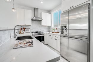 Single Family Residence, 619 Naples st, District 10 - Southeast, CA 94112 - 8