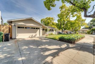Single Family Residence, 2255 Highland Park Lane, Campbell, CA  Campbell, CA 95008