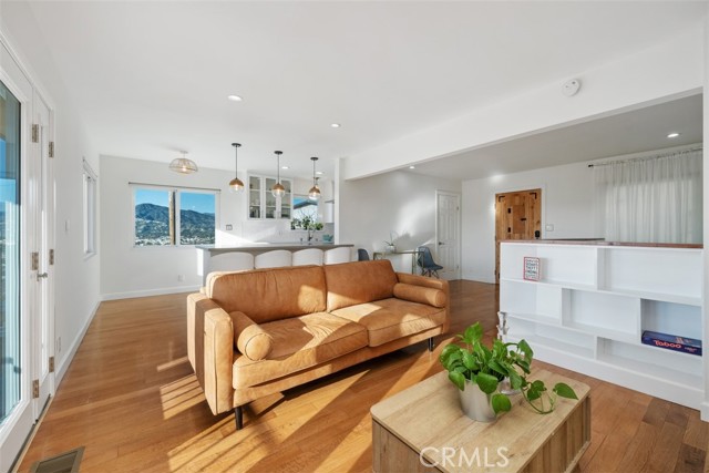 Single Family Residence, 1227 Corona dr, Glendale, CA 91205 - 1