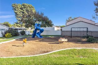 Single Family Residence, 18 Meadowsweet way, Irvine, CA 92612 - 54