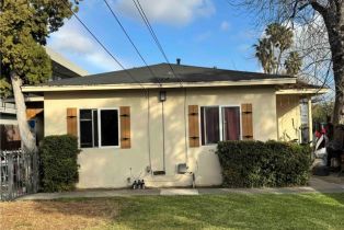 Residential Income, 842  N Summit AVE, Pasadena, CA  Pasadena, CA 91103