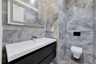 , 72 Oak ave, Pasadena, CA 91107 - 3