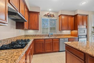 Single Family Residence, 562 Silverhawk dr, Corona, CA 92879 - 17