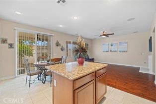 Single Family Residence, 562 Silverhawk dr, Corona, CA 92879 - 19