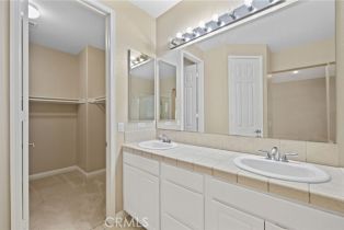 Single Family Residence, 562 Silverhawk dr, Corona, CA 92879 - 32