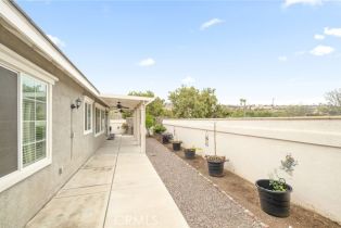 Single Family Residence, 562 Silverhawk dr, Corona, CA 92879 - 35