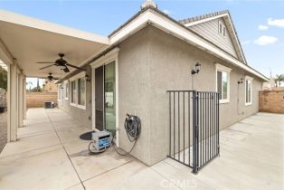 Single Family Residence, 562 Silverhawk dr, Corona, CA 92879 - 37