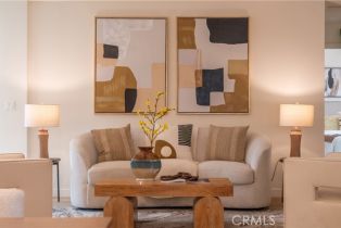 Single Family Residence, 23919 Friar st, Woodland Hills, CA 91367 - 11