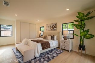 Single Family Residence, 23919 Friar st, Woodland Hills, CA 91367 - 21