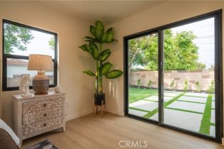 Single Family Residence, 23919 Friar st, Woodland Hills, CA 91367 - 25