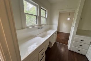 Single Family Residence, 1960 Olive way, Pasadena, CA 91104 - 12