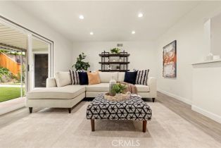 Single Family Residence, 23800 Tiara st, Woodland Hills, CA 91367 - 8