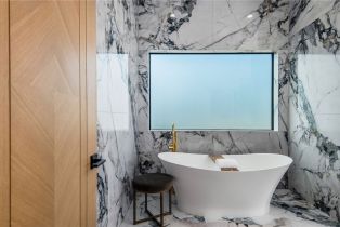 Single Family Residence, 5132 Lindley ave, Encino, CA 91316 - 17