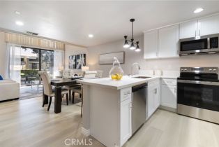 Condominium, 77 Lakepines, Irvine, CA 92620 - 3