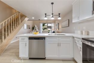 Condominium, 77 Lakepines, Irvine, CA 92620 - 4