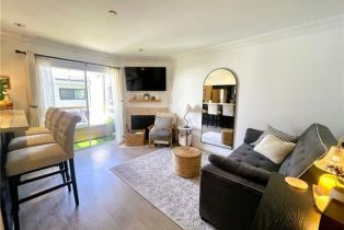 Condominium, 10960 Ashton ave, Westwood, CA 90024 - 10