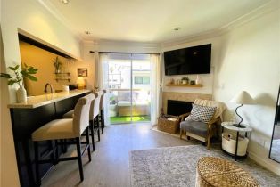 Condominium, 10960 Ashton ave, Westwood, CA 90024 - 12