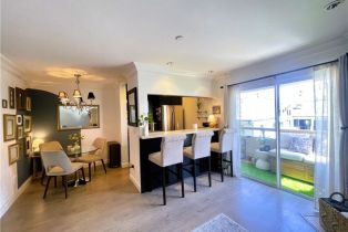 Condominium, 10960 Ashton ave, Westwood, CA 90024 - 13