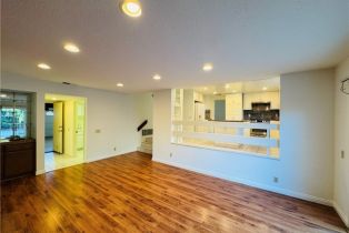 Single Family Residence, 12 Lexington, Irvine, CA 92620 - 12