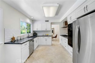 Single Family Residence, 17043 Empanada pl, Encino, CA 91436 - 13