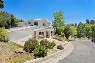 Single Family Residence, 17043 Empanada pl, Encino, CA 91436 - 43