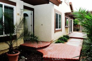Single Family Residence, 10 Filare, Irvine, CA 92620 - 2