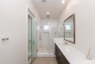 Townhouse, 191 Frame, Irvine, CA 92618 - 17