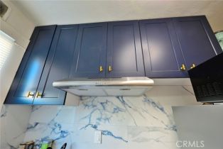 Apartment, 44 Navy st, Venice, CA 90291 - 18