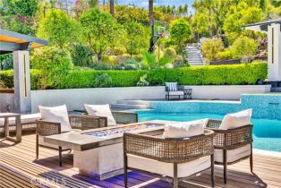 Single Family Residence, 17210 Quesan Place, Encino, CA 91316 - 6