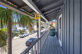 Residential Income, 108 Bennett ave, Long Beach, CA 90803 - 5