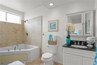 Condominium, 16778 Bayview dr, Huntington Beach, CA 92649 - 7