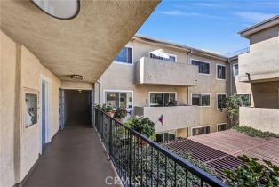 Condominium, 1203 Sweetzer ave, West Hollywood , CA 90069 - 4