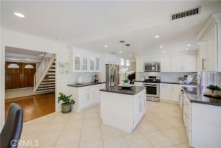Single Family Residence, 18027 Delano st, Encino, CA 91316 - 13