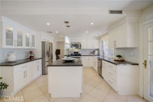 Single Family Residence, 18027 Delano st, Encino, CA 91316 - 17