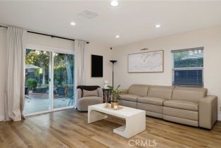 Single Family Residence, 22642 Hatteras st, Woodland Hills, CA 91367 - 12