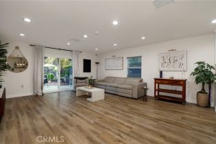 Single Family Residence, 22642 Hatteras st, Woodland Hills, CA 91367 - 13