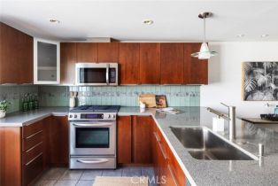 Condominium, 338 Clybourn ave, Burbank, CA 91505 - 17