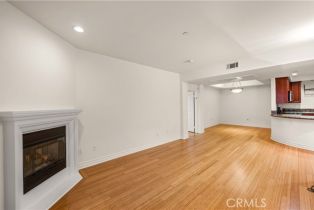 Condominium, 15206 Burbank blvd, Sherman Oaks, CA 91411 - 9