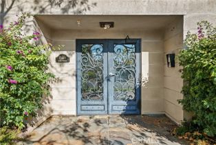Condominium, 12449 Kling st, Studio City, CA 91604 - 2