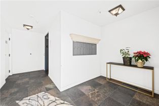 Condominium, 12449 Kling st, Studio City, CA 91604 - 3