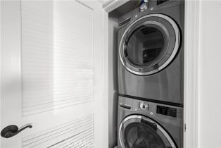 Condominium, 12449 Kling st, Studio City, CA 91604 - 32