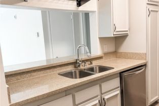 Condominium, 5460 White Oak ave, Encino, CA 91316 - 10