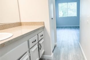 Condominium, 5460 White Oak ave, Encino, CA 91316 - 2