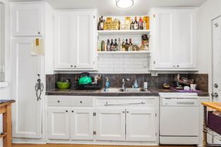 Single Family Residence, 2215 Brighton st, Burbank, CA 91504 - 11