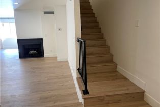 Condominium, 7770 Via Rosa Maria, Burbank, CA 91504 - 8